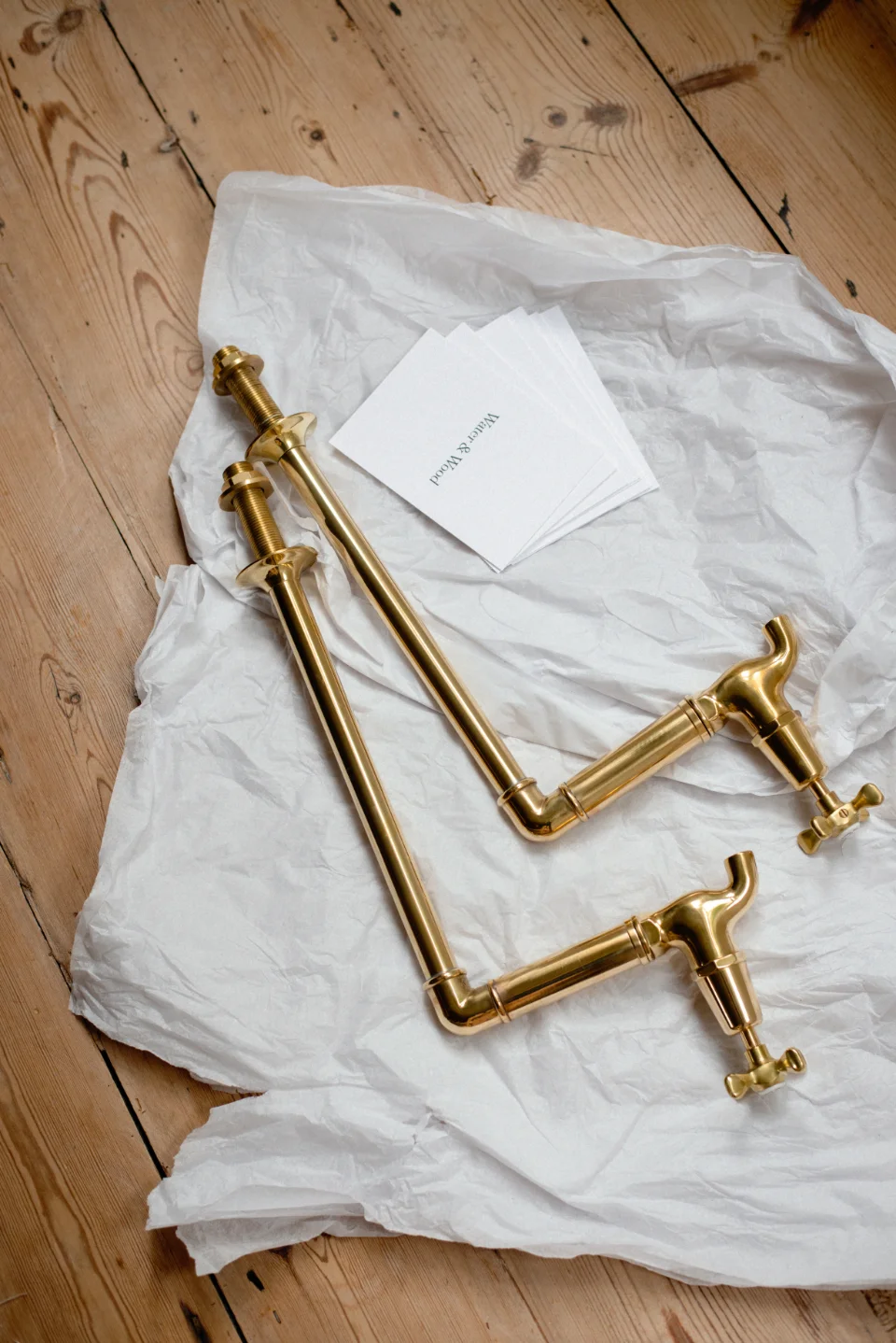 Vintage brass bathroom accessories from Jenna Highman’s Water & Wood collection